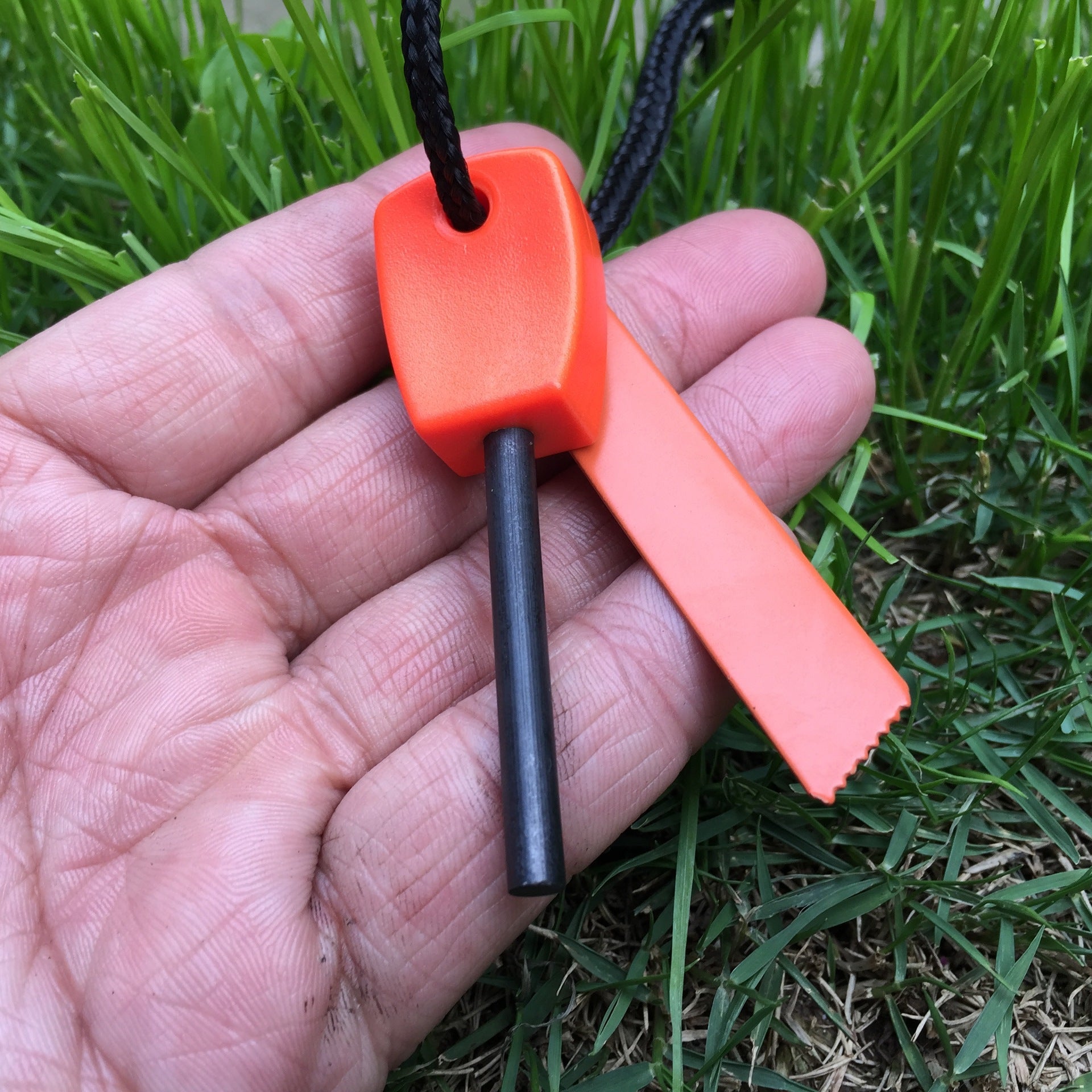 Woolpack Mini Flint Fire Starter – Waterproof Magnesium Strip