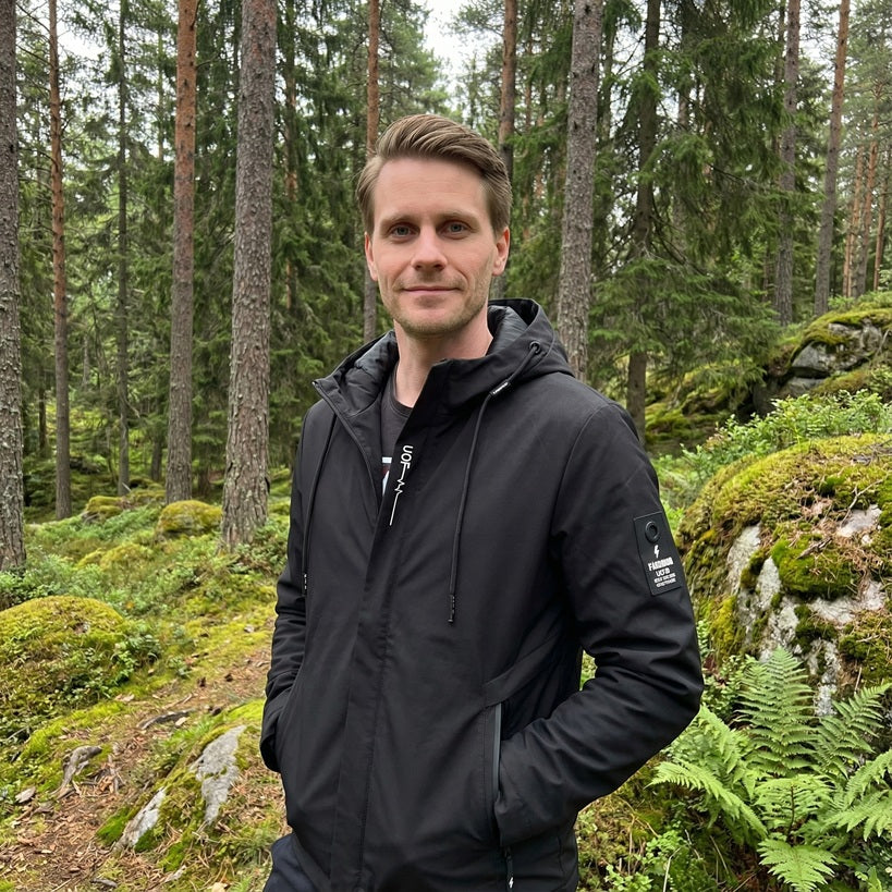 Woolpack Soft Shell Hooded Jacket – Windproof & Warm